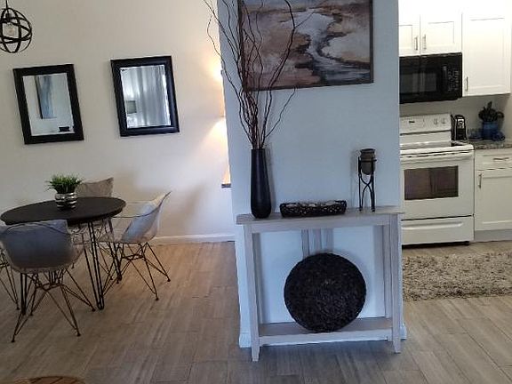 2nd image of 6527 Chasewood Dr