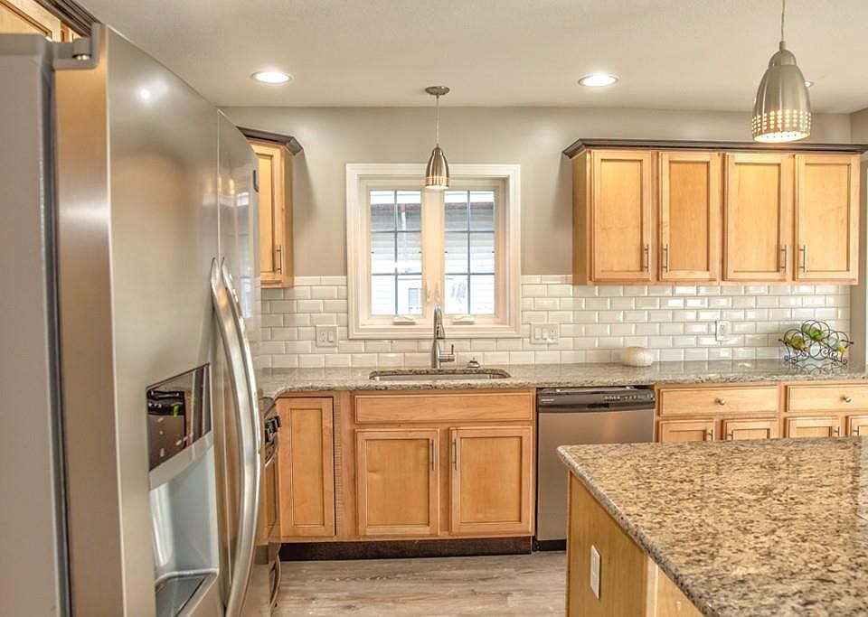 52 Joy St, Ludlow, MA 01056 Zillow