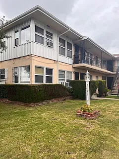 2635 W Imperial Hwy #3
