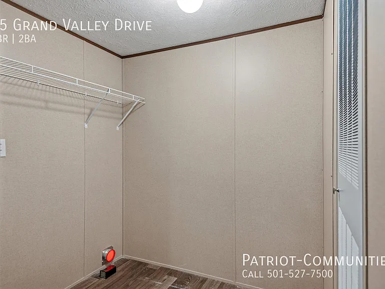 15 Grand Valley Dr — Photo 27