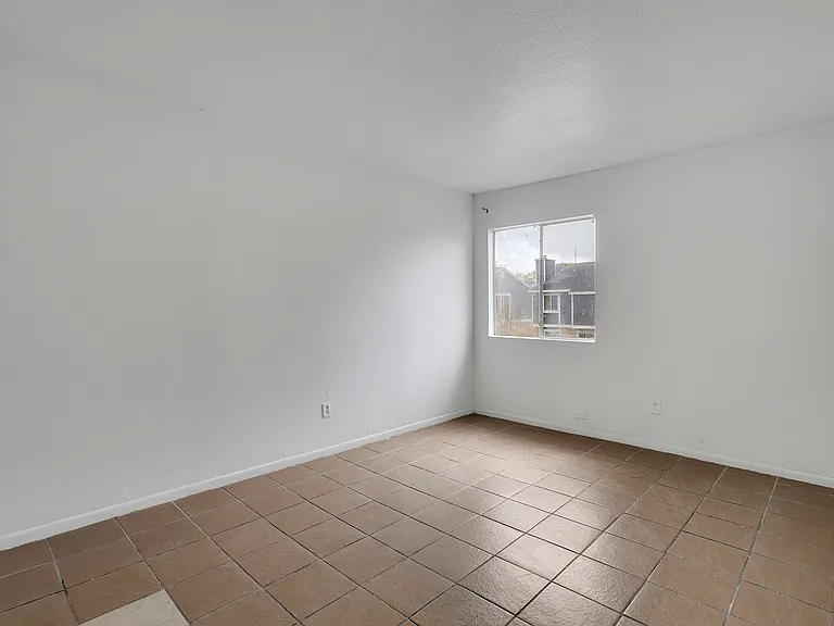 12610 Ashford Meadow Dr #B — Photo 10