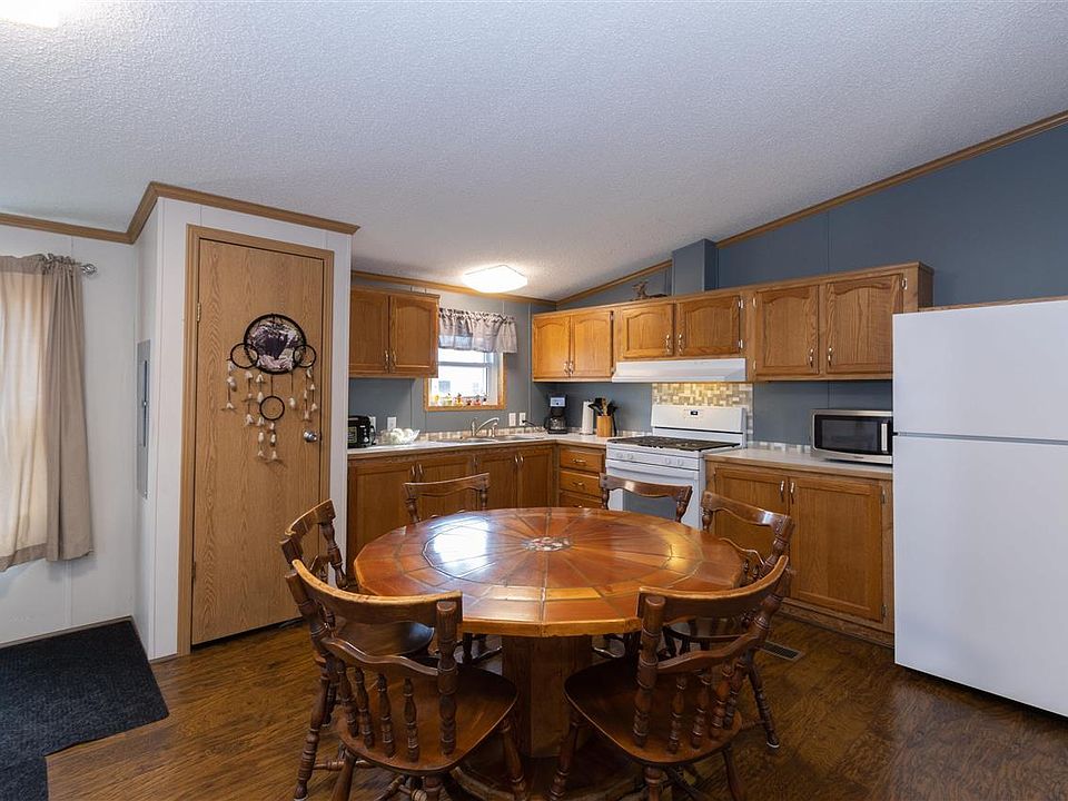 603 W Hilton St, Marengo, IA 52301 Zillow