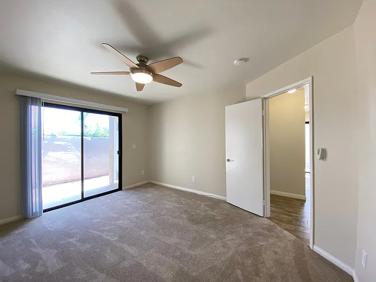 Jefferson St 2632 Sprague Building — Photo 17