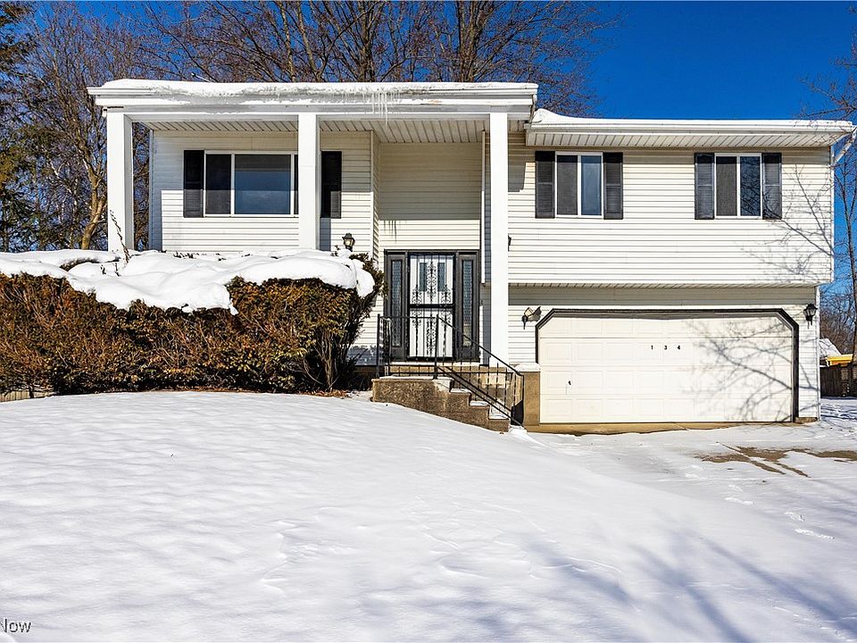 1st image of 134 California Dr