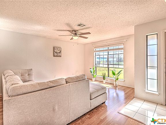 4th image of 2306 Bernice Cir