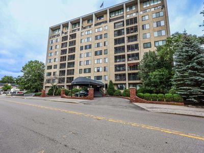 55 River Rd APT 7F, Manchester, NH, 03104