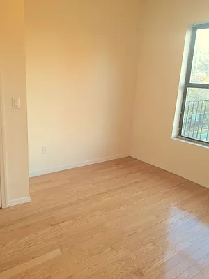 Rented by Sohayegh Enterprises Corp. | media 33