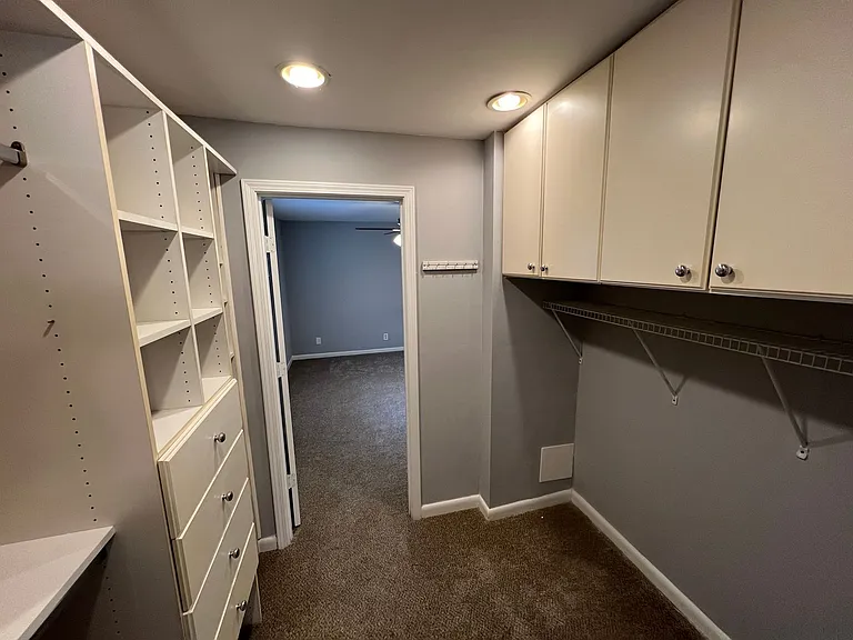 3057 Pharr Court — Photo 21