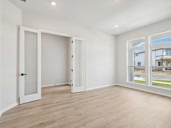 The Distinction - Study