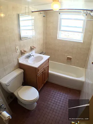 Rented by Highline Residential | media 42