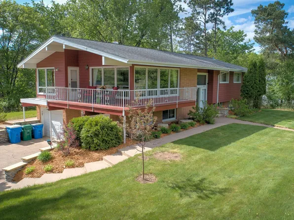2755 Holly St S, Cambridge, MN 55008