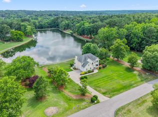 3412 Queen Ann Dr, Clayton, NC 27527