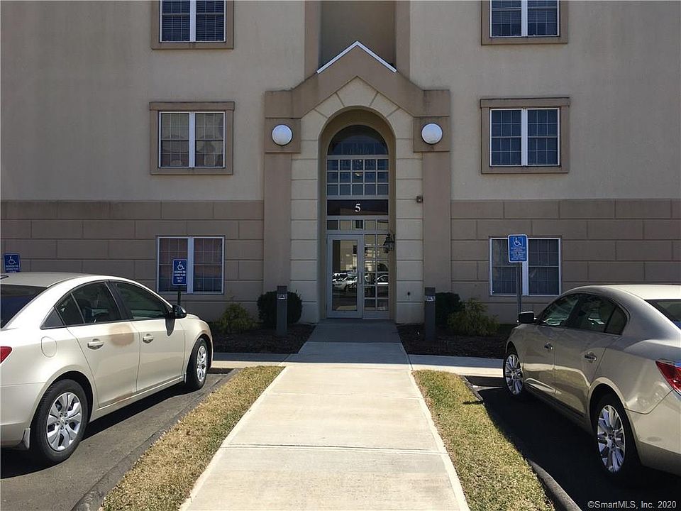 2nd image of 75 Washington Ave #5105