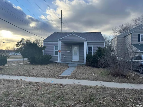 253 White City Blvd, Springfield, IL 62703