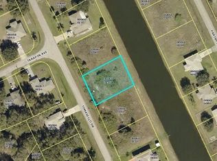 631 Tomasello Dr, Lehigh Acres, FL 33974