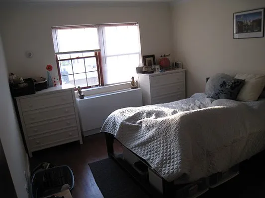 Rented by Alexiou Realty | media 25