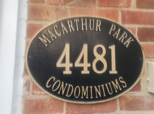 4481 Macarthur Blvd NW APT 202, Washington, DC 20007
