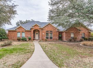108 Country Ridge Ct, Red Oak, TX 75154