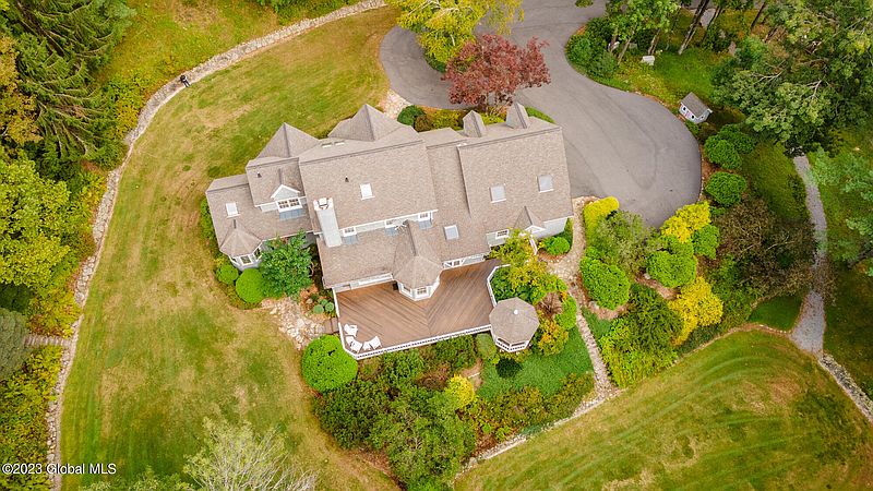 5th image of 175 Gurney Lane