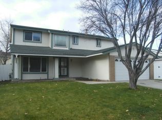 1521 Del Rosa Way, Sparks, NV 89434