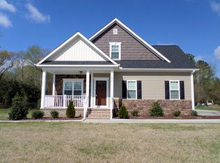 303 Willowbrook Dr, Pikeville, NC 27863