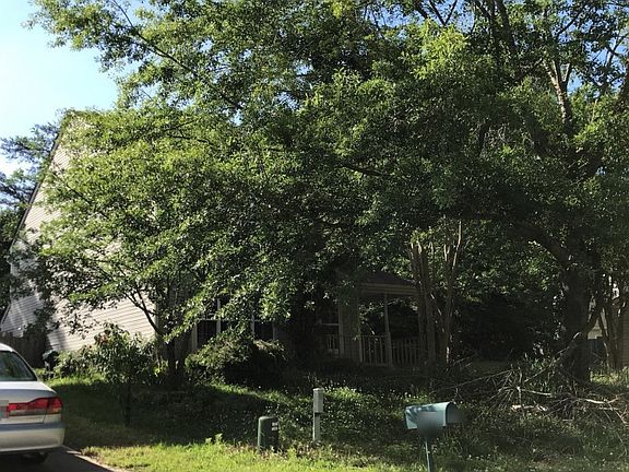 3rd image of 160 Allyson Dr