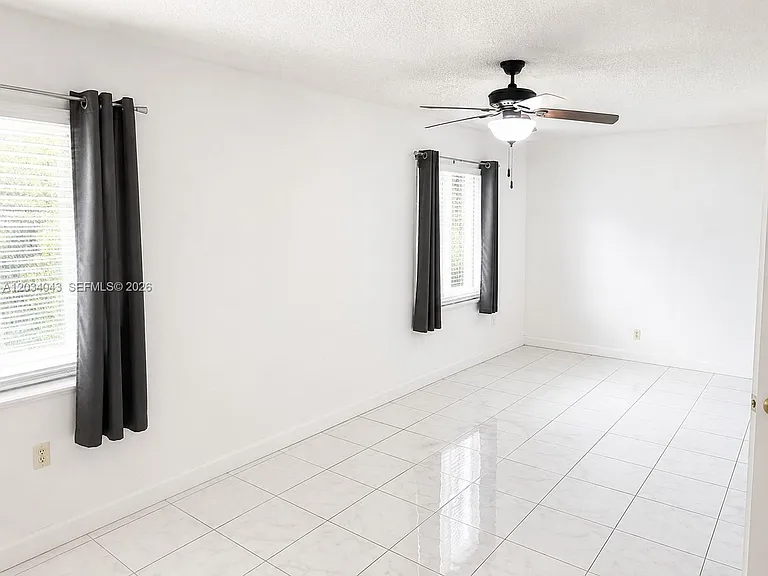 6521 SW 114th Ave #- — Photo 10