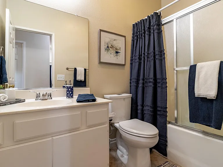 39786 Naples Dr — Photo 19