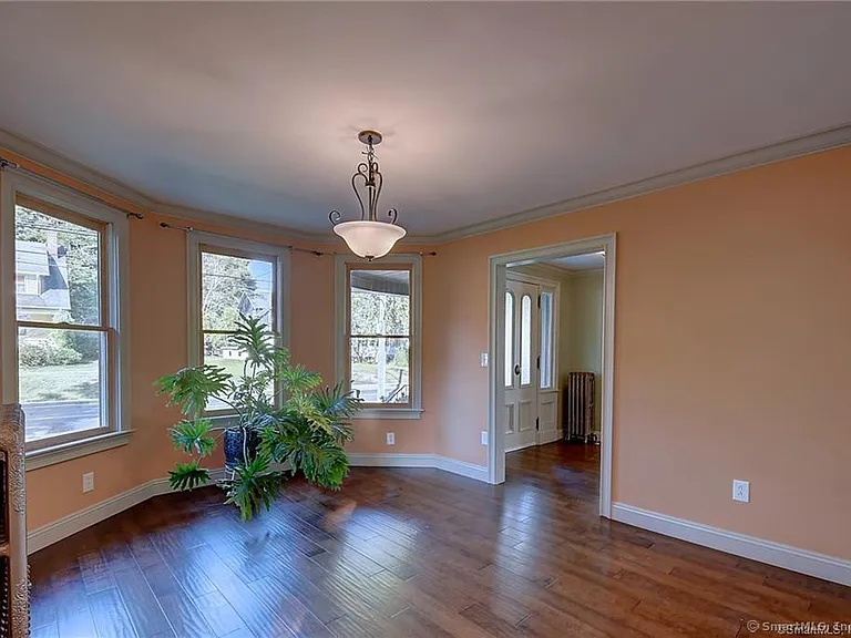 186 Raymond Rd — Photo 9