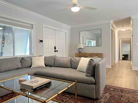 3rd image of 510 N Dover Rd