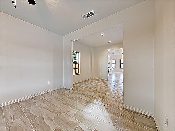 2nd image of 2125 Trishia Ln