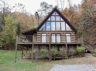 2602 Black Bear Ln, Sevierville, TN 37876