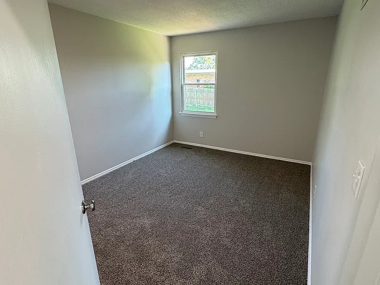 10180 Haskins St #2 — Photo 20
