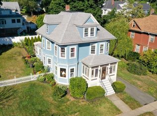 27 Grafton Ave, Milton, MA 02186