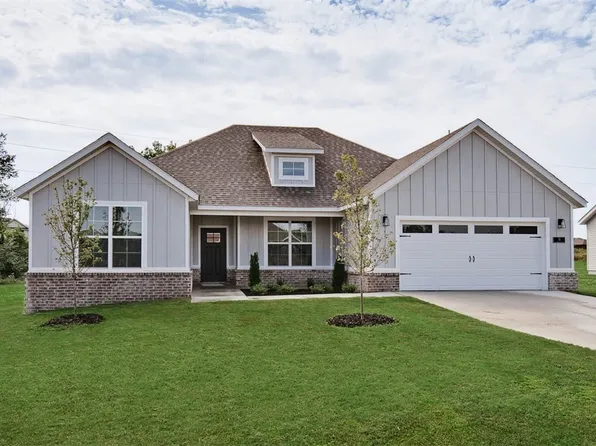 6 Hedden Ln, Bella Vista, AR 72715