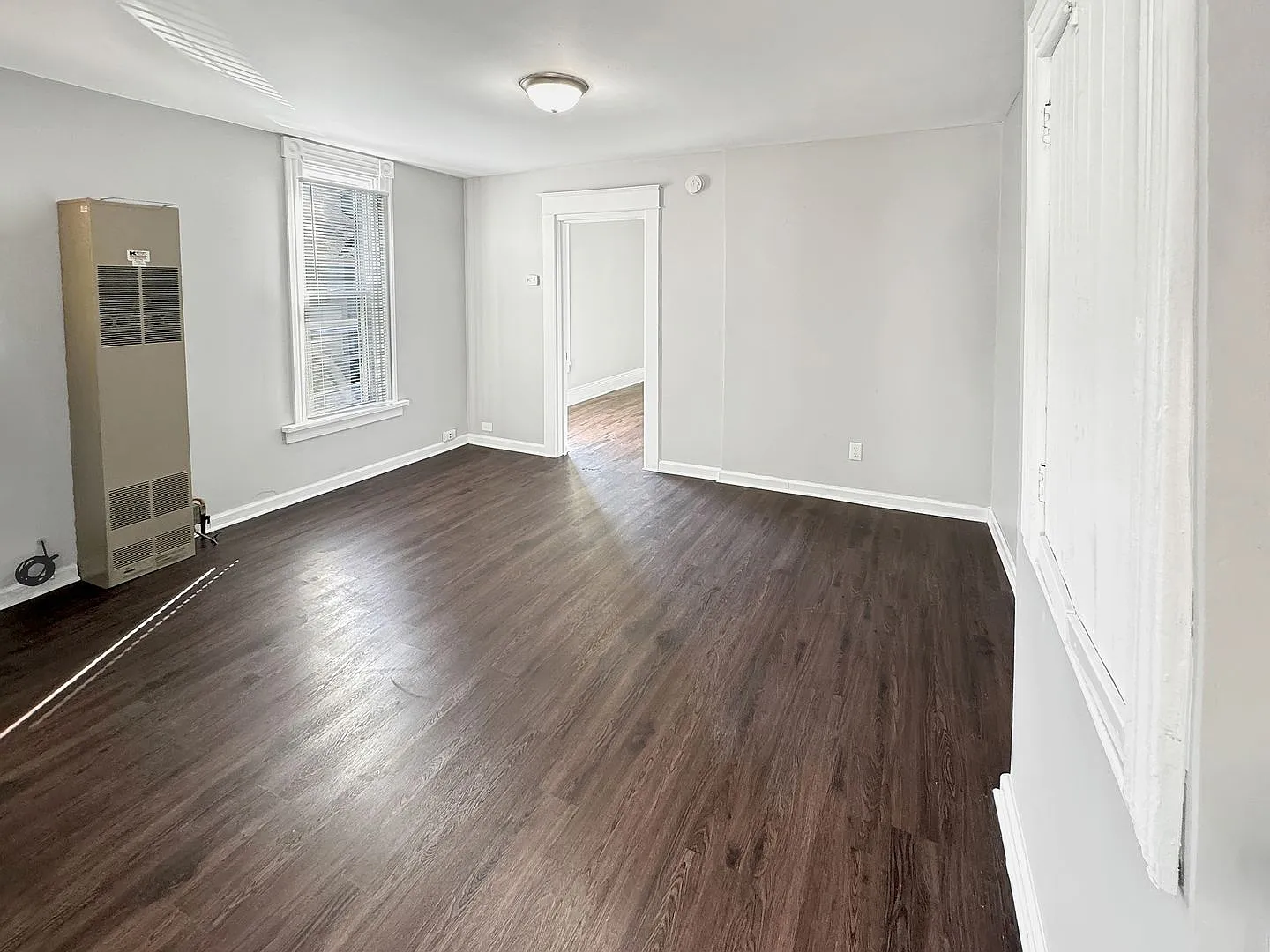 1 bed, 1.0 bath, $1,195 — Photo 3
