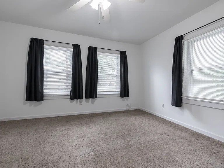 204 Walnut St — Photo 23