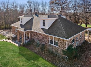 10422 Lancaster Rd, Liberty, MO 64068