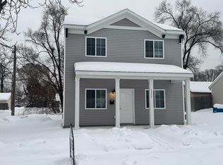 1352 6th St, Muskegon, MI 49441