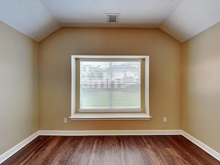 26881 Armor Oaks Dr — Photo 11