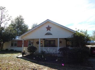 1545 Walton Rd, Defuniak Springs, FL 32433