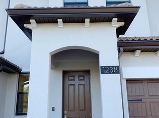 1238 Royal St George Blvd, Davenport, FL 33896
