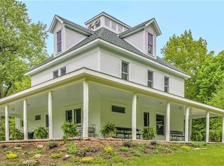 2421 W Thar Rd, Coloma, MI 49038