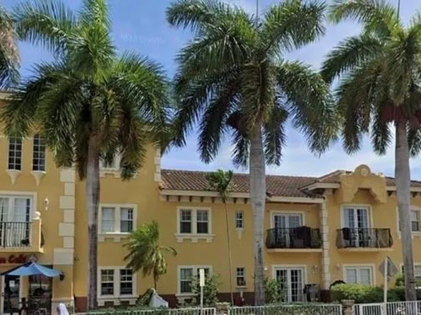 1657 Tyler St #201, Hollywood, FL 33020