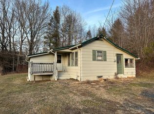 35 Spring Hollow Ln, Spruce Pine, NC 28777