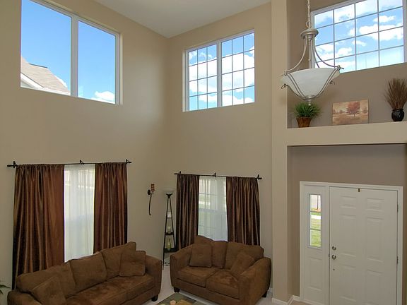 3rd image of 7801 Briarcliff Dr
