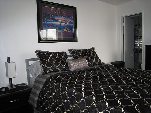 2nd image of 630 The Vlg Unit 216