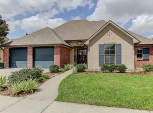 206 Seychelles Ln, Lafayette, LA 70508