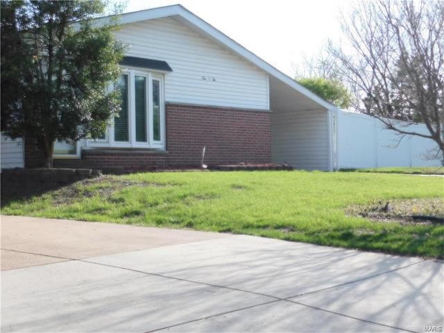 1st image of 502 Pinellas Dr