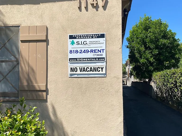 1147 San Rafael Ave — Photo 23